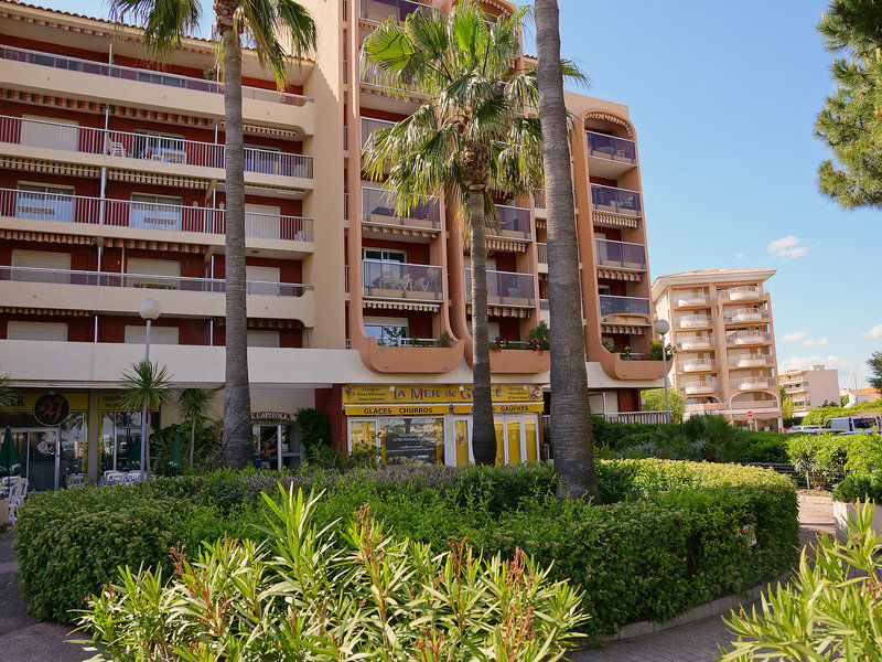 Apartment Le Capitole.7 Fréjus Exteriér fotografie